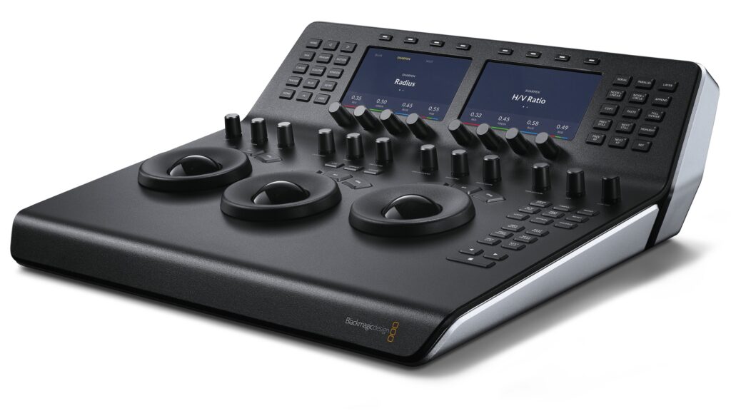 DaVinci Resolve Mini Panel